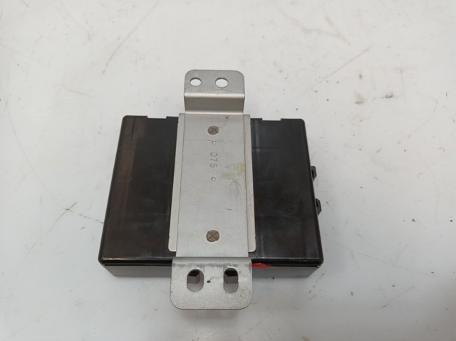 8638A037 Mitsubishi