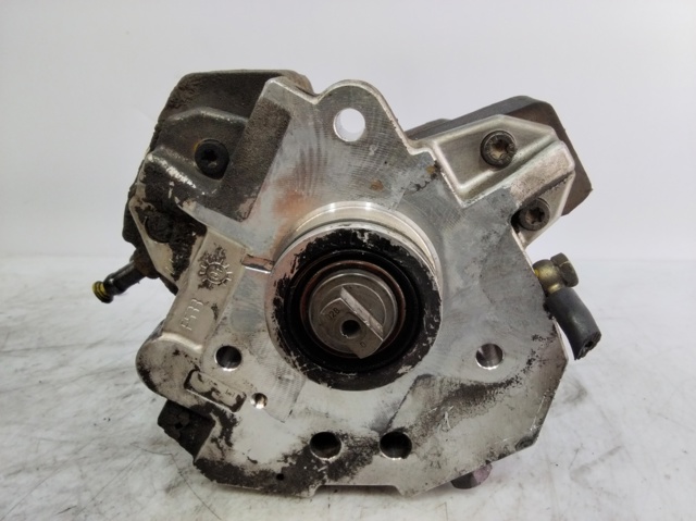 Pompa wtryskowa wysokiego ciśnienia 8642778 VOLVO