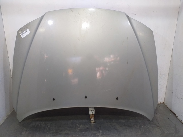 Maska silnika 8643018 VOLVO