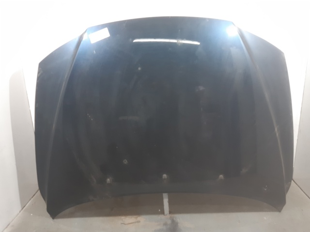 Maska silnika 8643018 VOLVO