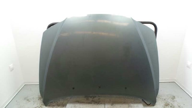 Maska silnika 8643018 VOLVO