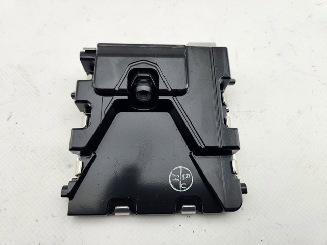 8646C42021 Toyota
