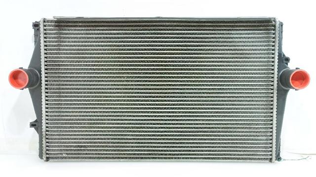 Chłodnica intercoolera 8649471 VOLVO