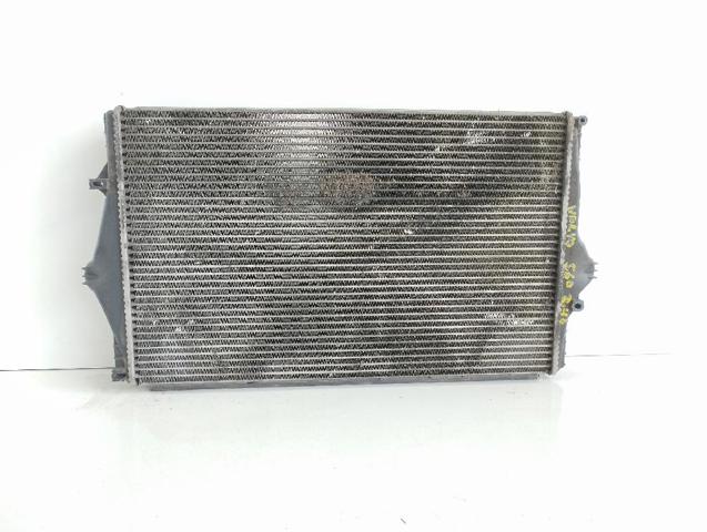 Chłodnica intercoolera 8649471 VOLVO