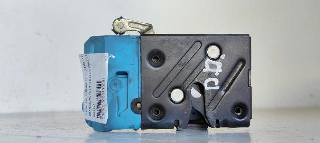 Zamek drzwi przednich prawych 8650546 VOLVO