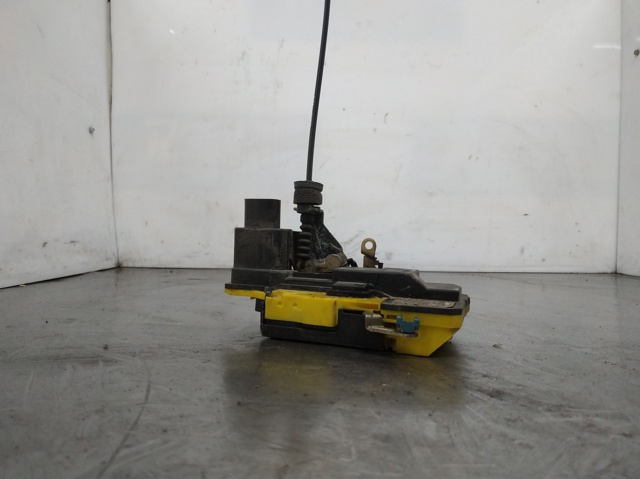 Zamek drzwi tylnych lewych 8650552 VOLVO