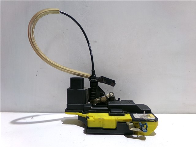 Zamek drzwi tylnych lewych 8650552 VOLVO