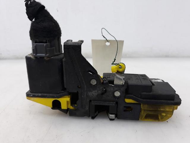 Zamek drzwi tylnych prawych 8650554 VOLVO