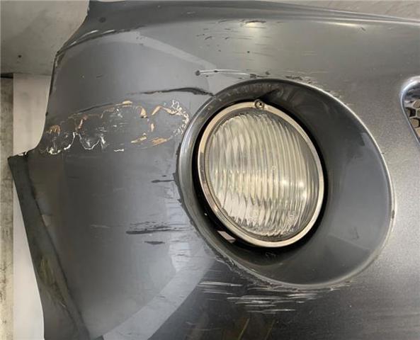 Zderzak przedni Hyundai H200