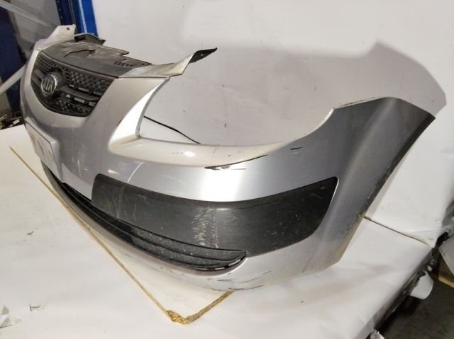 Zderzak przedni KIA Rio 2 JB