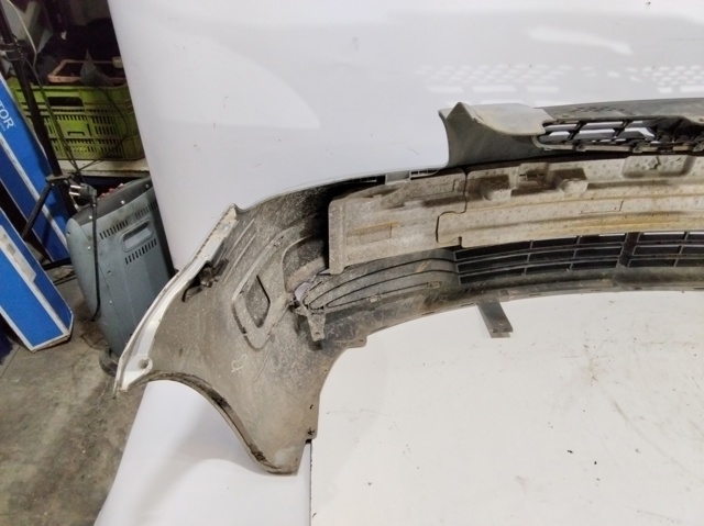 Zderzak przedni KIA Rio 2 JB