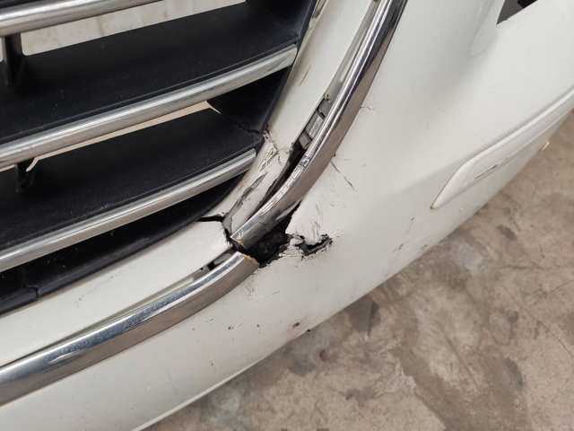 Zderzak przedni 865113K001 HYUNDAI