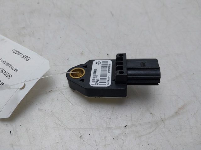 8651A001 Mitsubishi