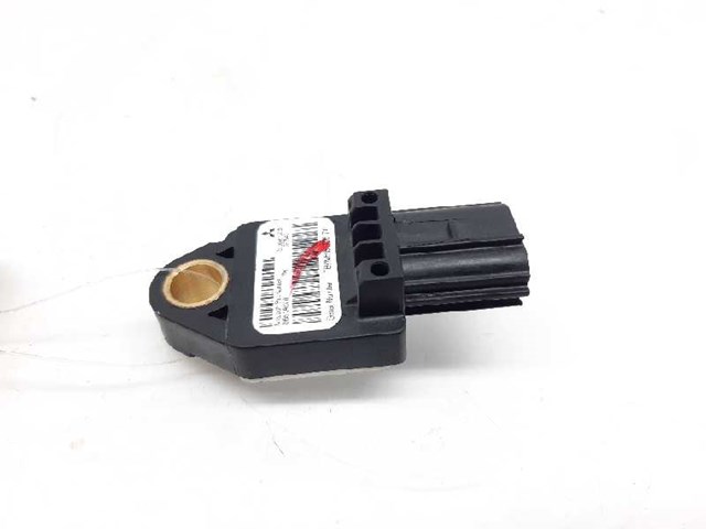 8651A001 Mitsubishi