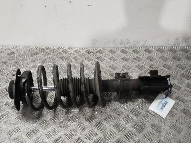 Amortyzator przedni 8667248 VOLVO