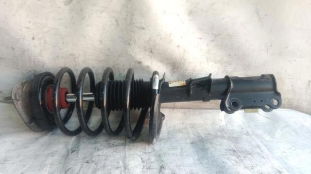 Amortyzator przedni 8667248 VOLVO