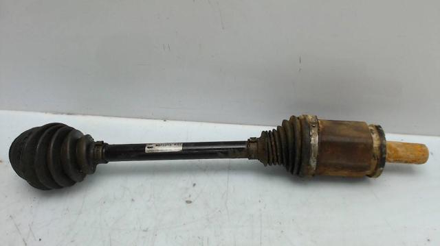 Półoś napędowa przednia lewa 8675013 BMW