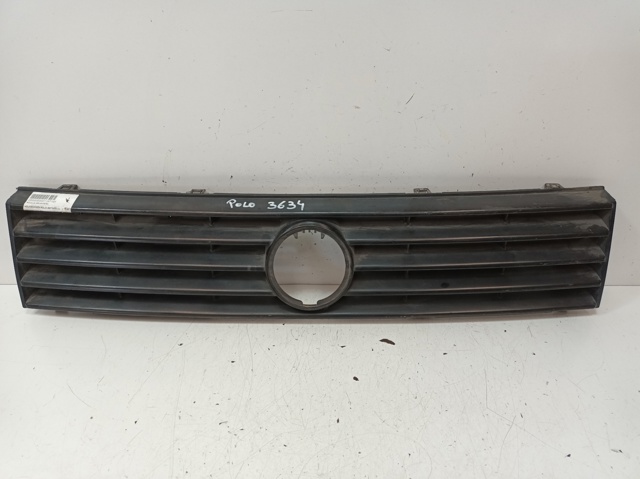 Kupić Atrapa chłodnicy Volkswagen Polo II 86C w dobrej cenie