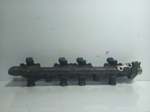 Wtryskiwacz paliwa Renault 19 2 B53, C53