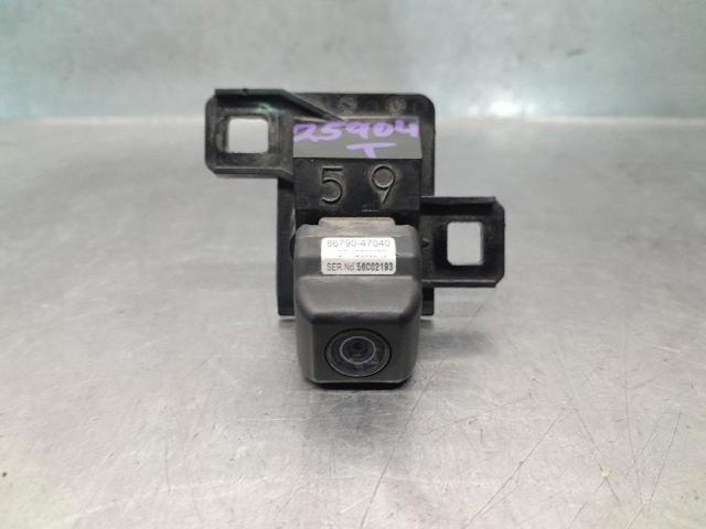 8679047040 Toyota