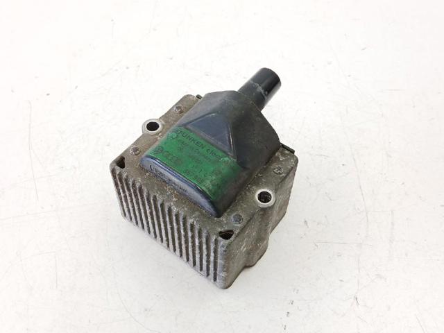 Cewka zapłonowa 867905104A VAG