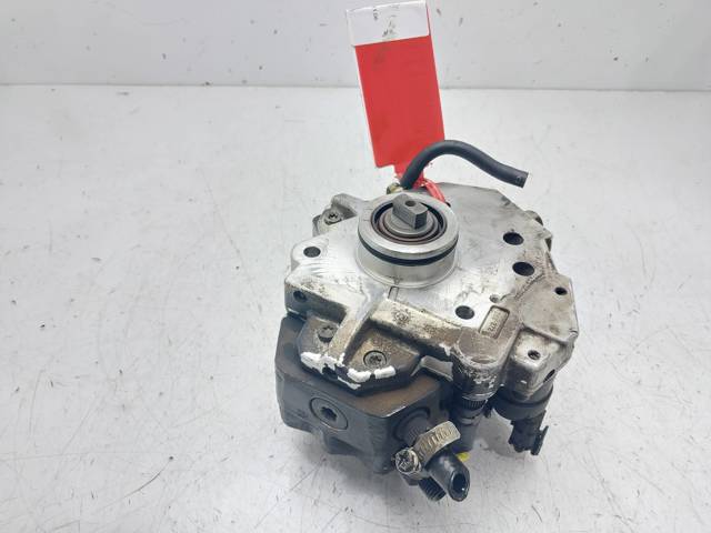 Pompa wtryskowa wysokiego ciśnienia 8689590 VOLVO