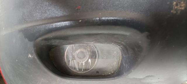 Lampa przeciwmgielna prawa 8693796 VOLVO
