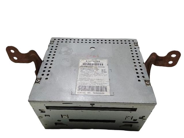 Radioodtwarzacz (radio AM/FM) 8701A260 MITSUBISHI