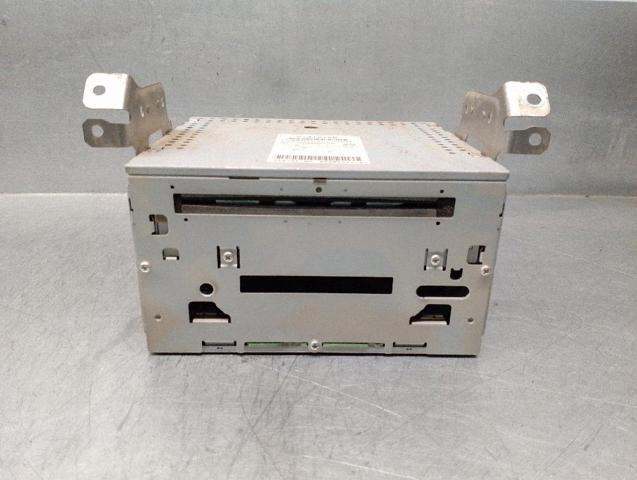 Radioodtwarzacz (radio AM/FM) 8701A260 MITSUBISHI