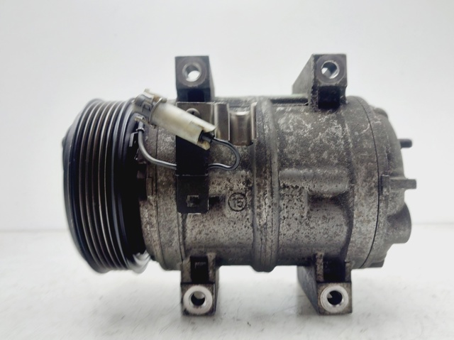 Sprężarka klimatyzacji 8708581 VOLVO