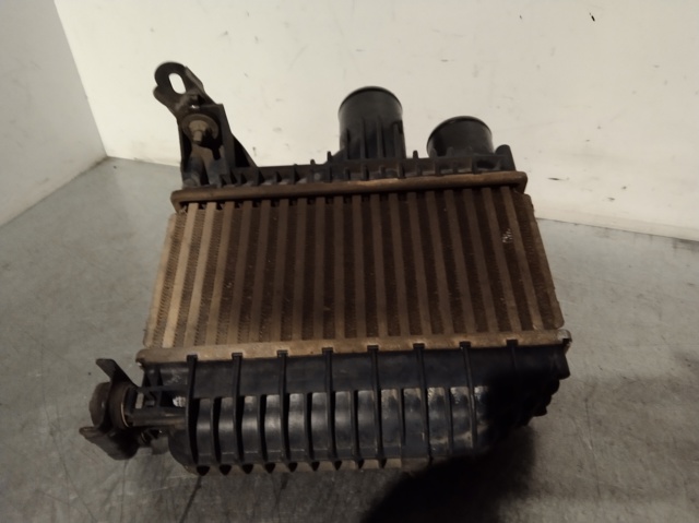 Chłodnica intercoolera 873067D TOYOTA