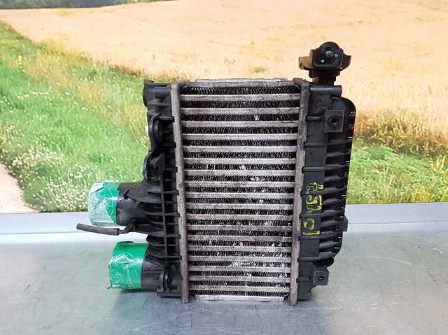 Chłodnica intercoolera 873067D TOYOTA