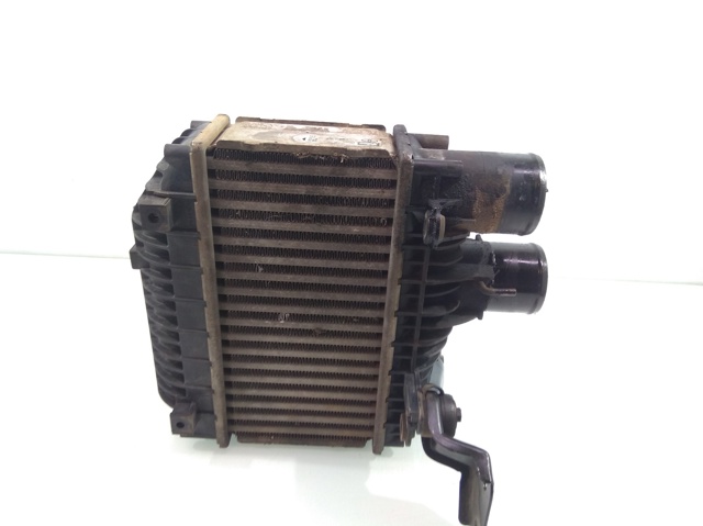 Chłodnica intercoolera 873067D TOYOTA