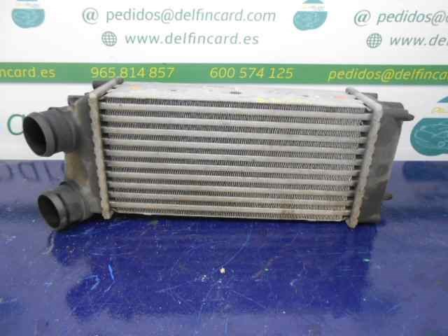 Chłodnica intercoolera 876923JE PEUGEOT