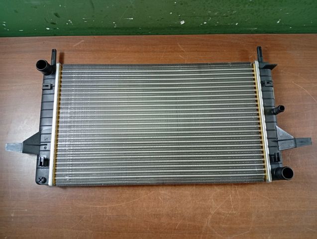 Kupić Chłodnica silnika Ford Sierra  GBC w dobrej cenie
