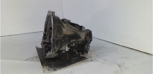 Mechaniczna skrzynia biegów w komplecie Ford Fiesta GFJ