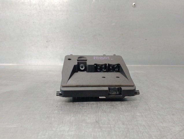 8818102060 Toyota