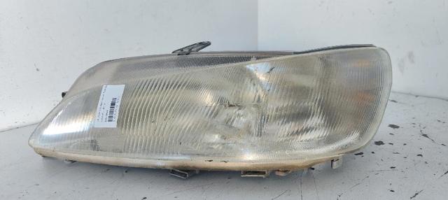 Reflektor prawy 88203989D PEUGEOT