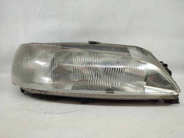 Reflektor prawy 88203989D PEUGEOT