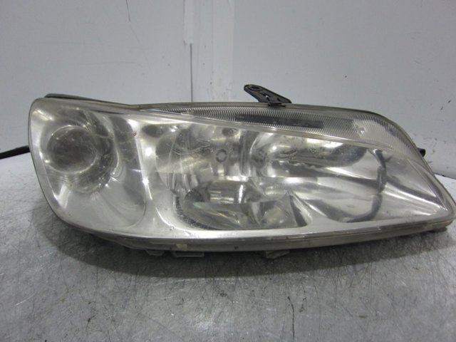 Reflektor prawy 88203989D PEUGEOT