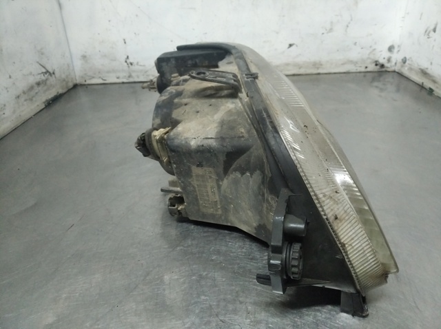 Reflektory Peugeot 306