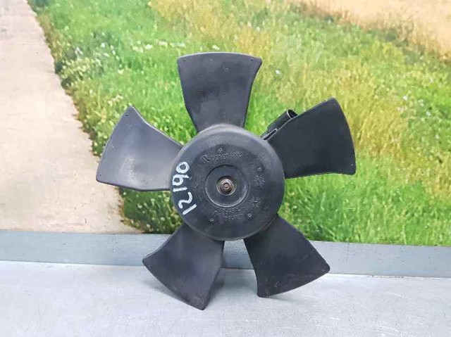 Wentylator elektryczny układu chłodzenia kompletny (silnik+wirnik) 8821009050 SSANG YONG