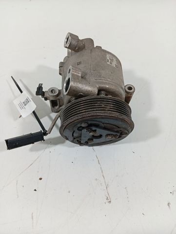 Sprężarka klimatyzacji 88310YV010D TOYOTA