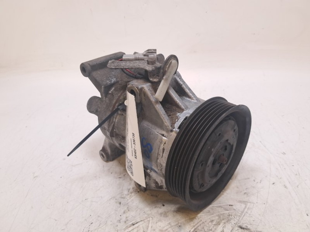 Sprężarka klimatyzacji 8832052010 TOYOTA