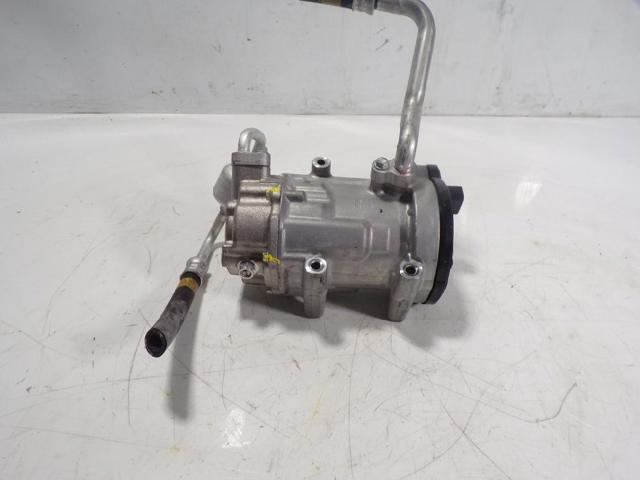 Sprężarka klimatyzacji 8837033050 TOYOTA