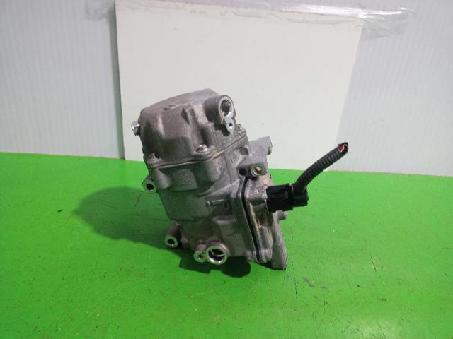 Sprężarka klimatyzacji 8837047033 TOYOTA