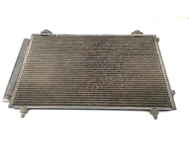 Chłodnica klimatyzacji 8846002110 TOYOTA
