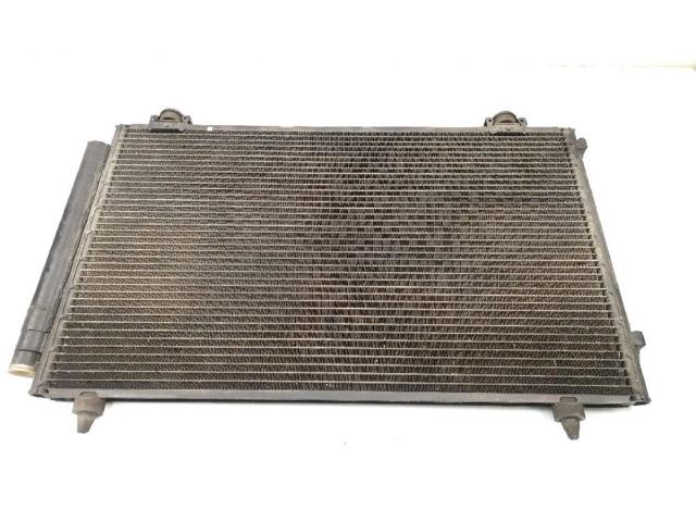 Chłodnica klimatyzacji 8846002110 TOYOTA