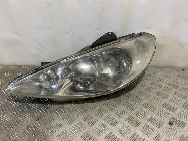 Reflektor lewy 89002771 PEUGEOT
