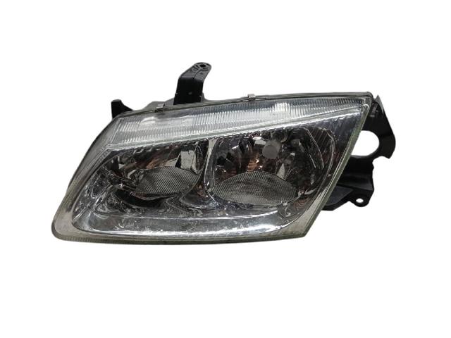 Reflektor lewy 89004856 NISSAN